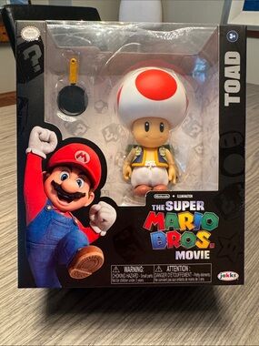 Nintendo Toad Figure — White & Red Mushroom Cap